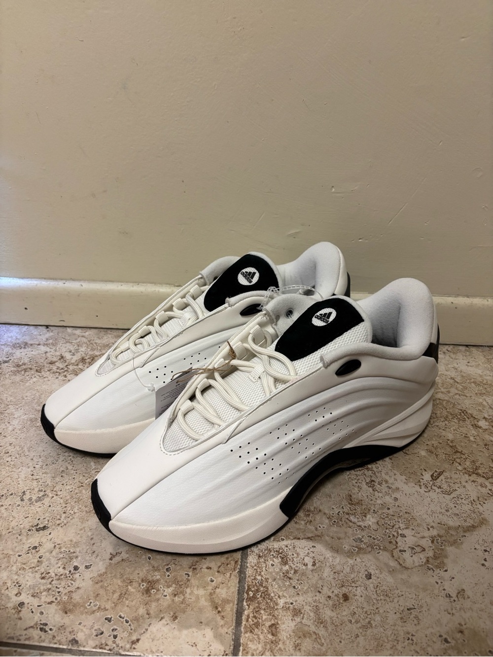 Adidas US 15 Men's White Black Retro Basketball Nova IIInfinity JQ2770